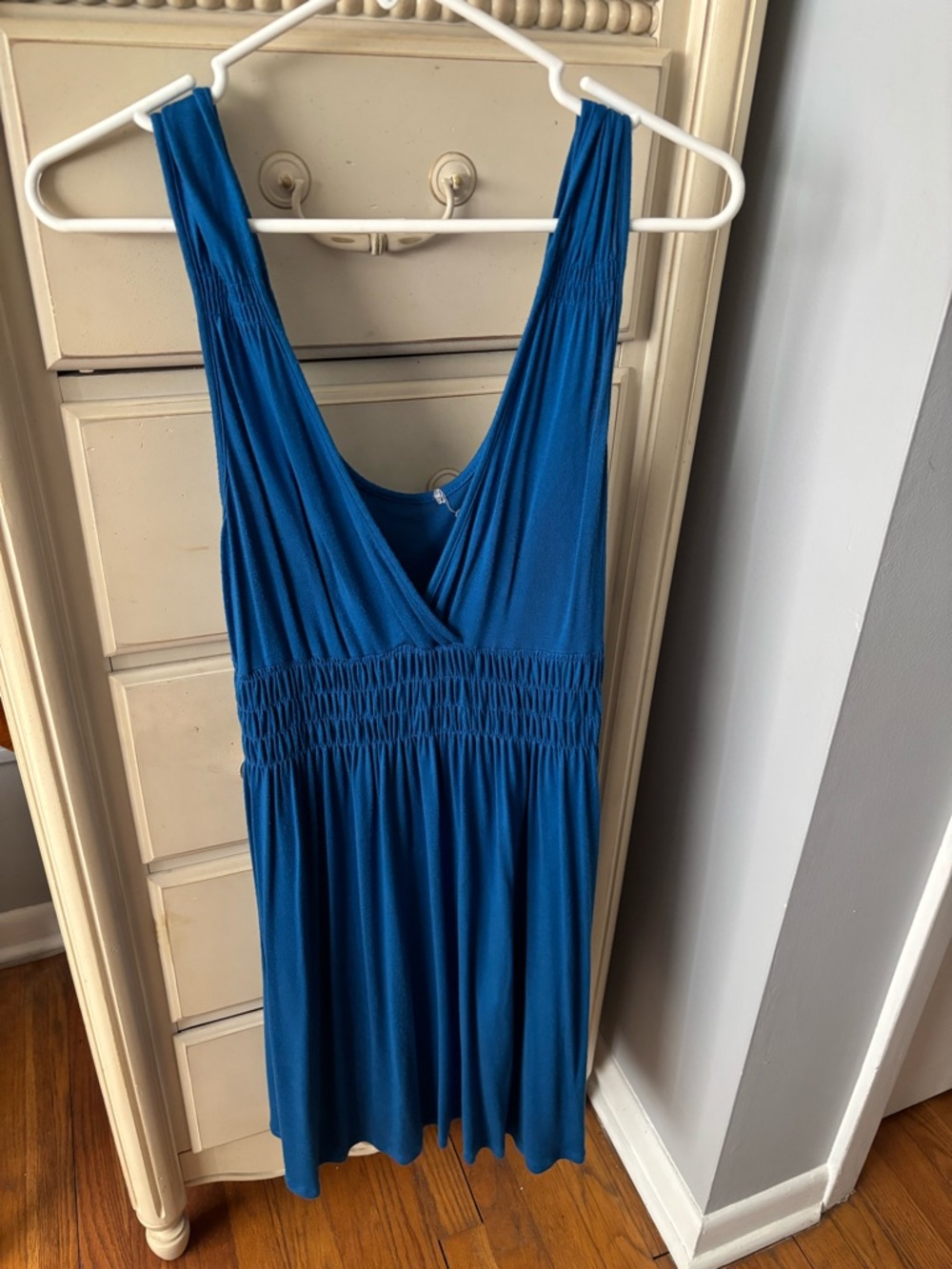 Blue Sleeveless V-Neck Dress